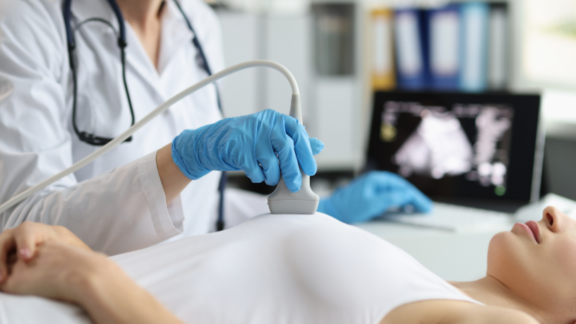 Dra. Thaline Neves esclarece como o ultrassom pode atuar no rastreamento e monitoramento para a prevenção de doenças.