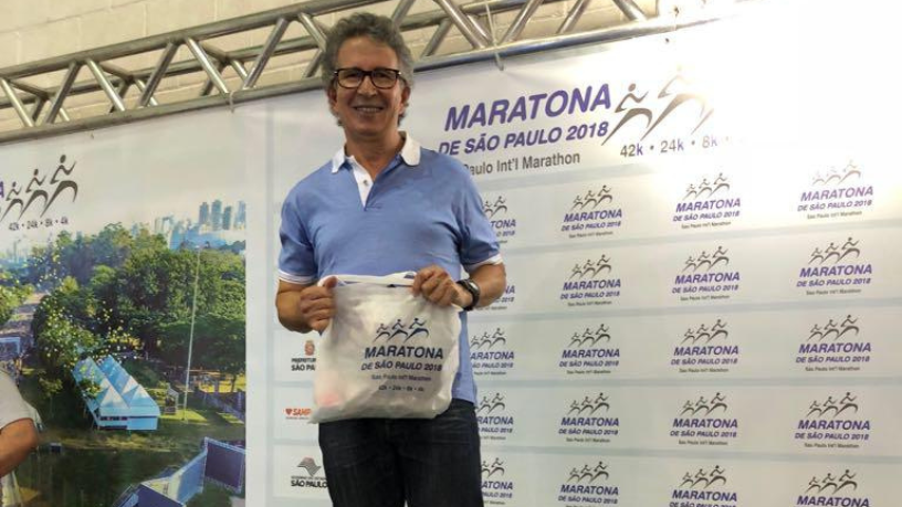 A música em comunidades carentes como ferramenta de inclusão e mudança social, analisada por Eloizio Gomes Afonso Duraes.