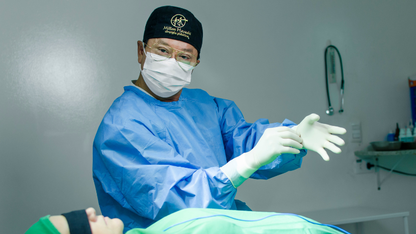 Cirurgia plástica como ferramenta social transforma autoestima e qualidade de vida, destaca Milton Seigi Hayashi.